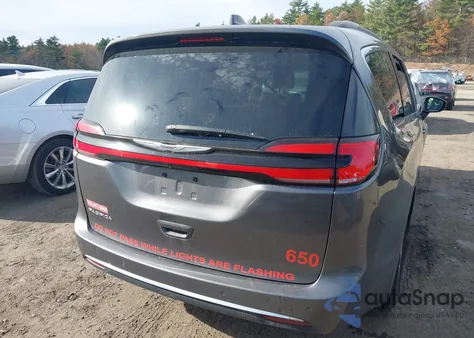 2022 Chrysler Pacifica Touring L из США, поврежденный, VIN 2C4RC1BG1NR122300